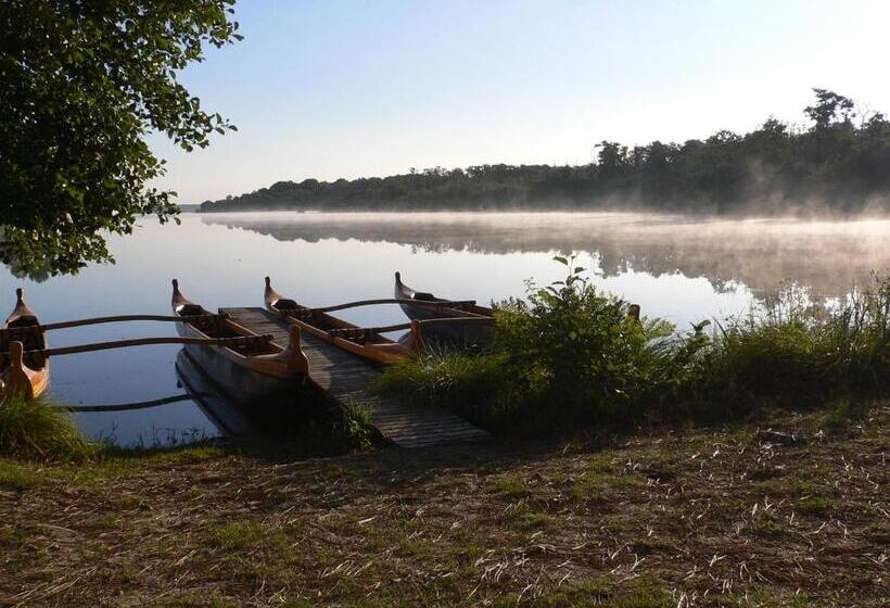 ホテル Au Bon Coin Du Lac