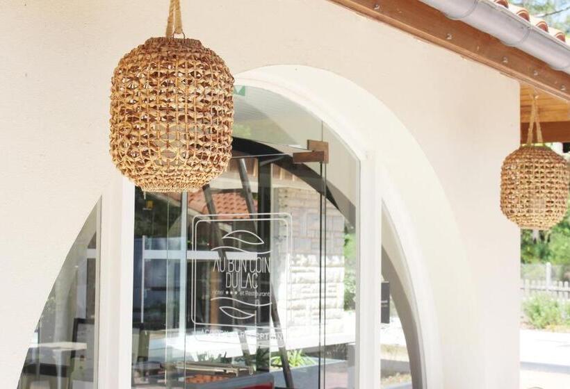 ホテル Au Bon Coin Du Lac