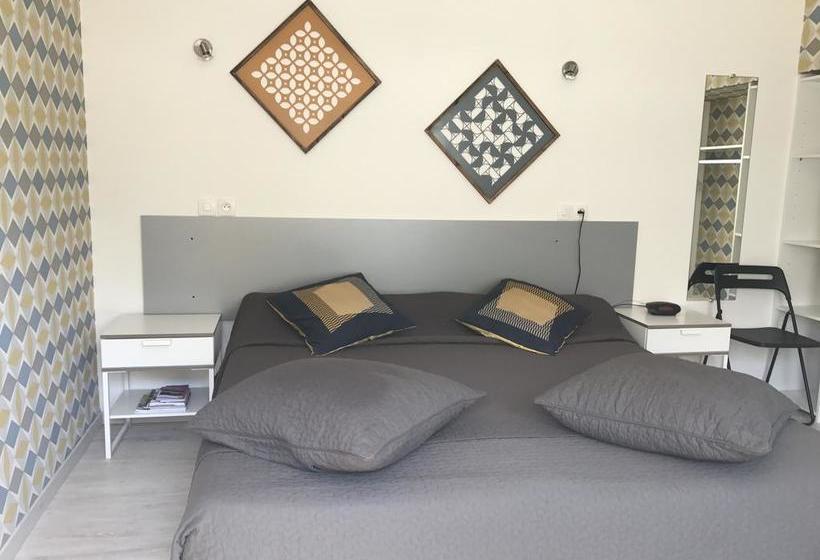 ホテル Auberge Le Cheval Blanc