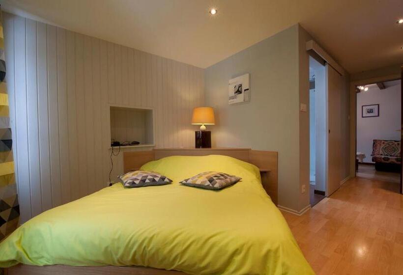 בית מלון כפרי Aux Deux Clefs