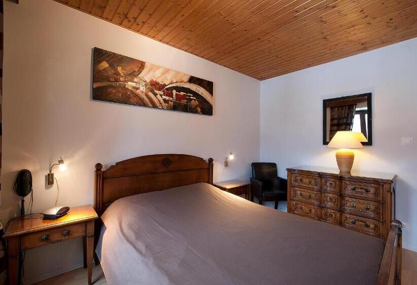 בית מלון כפרי Aux Deux Clefs