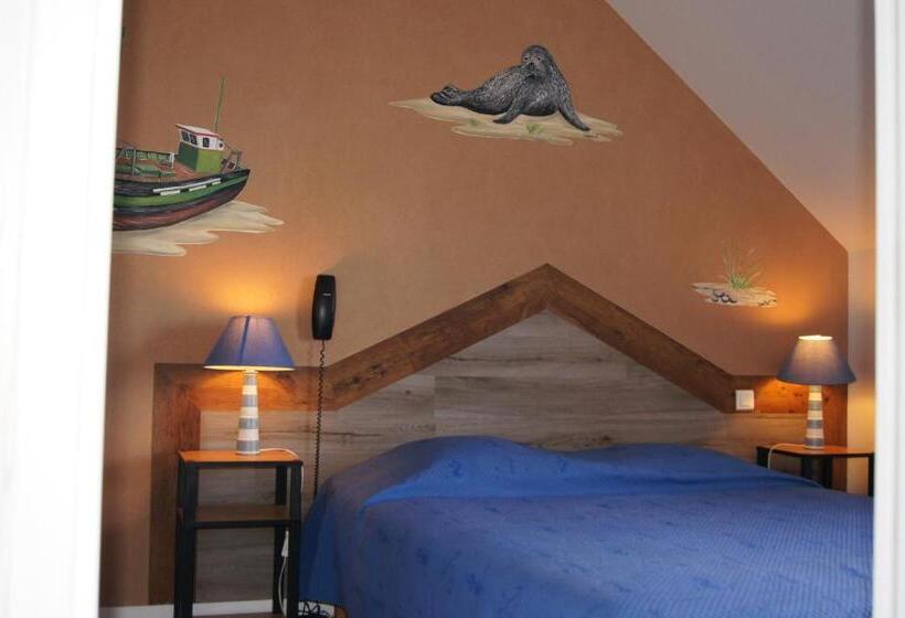 فندق Aux Trois Jean