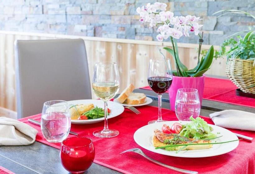 酒店 Chalet Hôtel Le Beausoleil, The Originals Relais