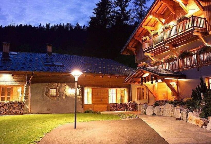 בית מלון כפרי La Ferme Du Chozal, Chalet De Tradition