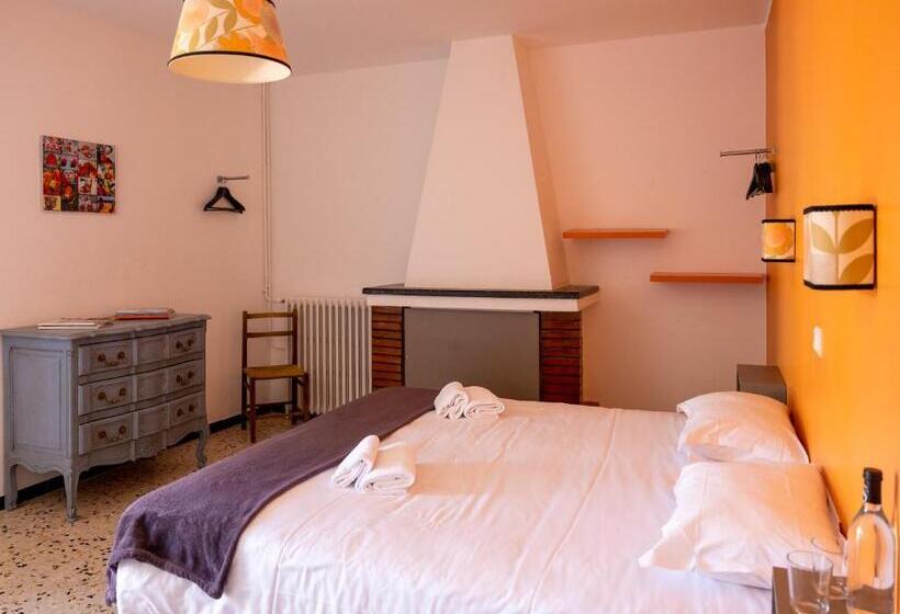 בית מלון כפרי Chez Marie