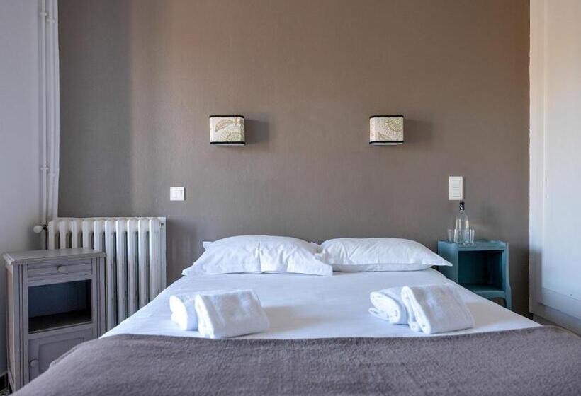 בית מלון כפרי Chez Marie