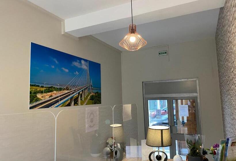 Отель De Normandie