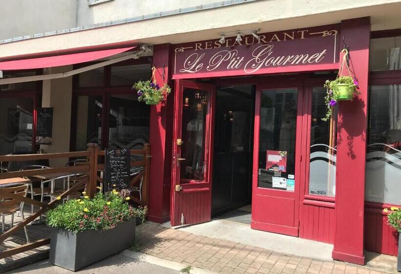 호텔 Du Centre   Restaurant Le P Tit Gourmet