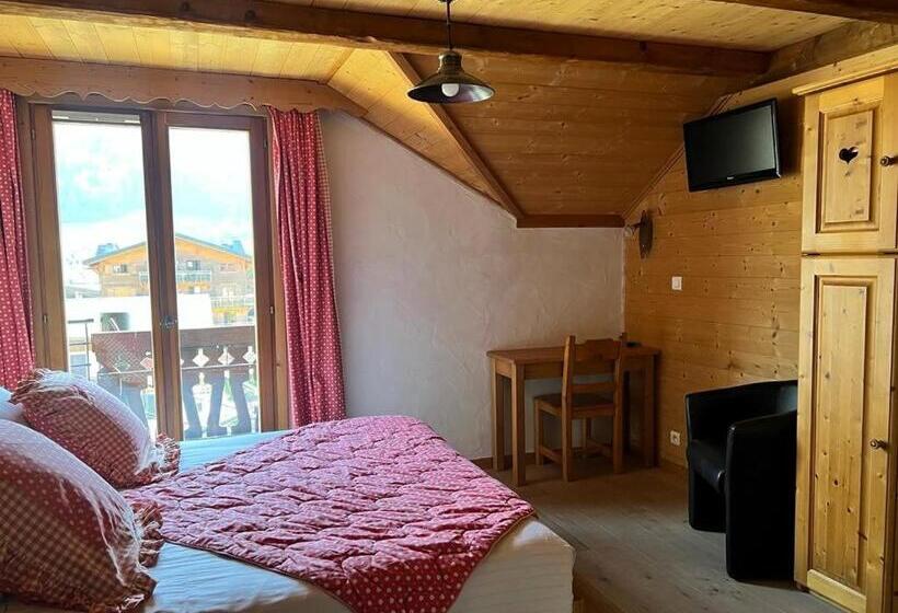 Hotelli Fleur Des Neiges