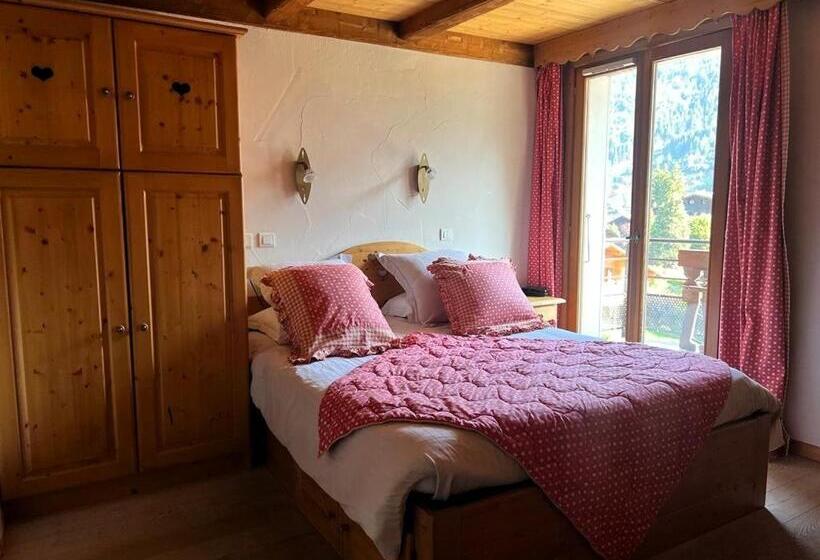 Hotelli Fleur Des Neiges