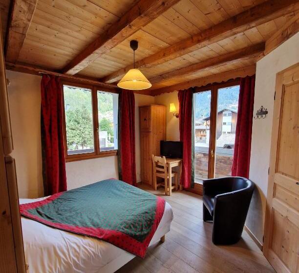 Hotelli Fleur Des Neiges