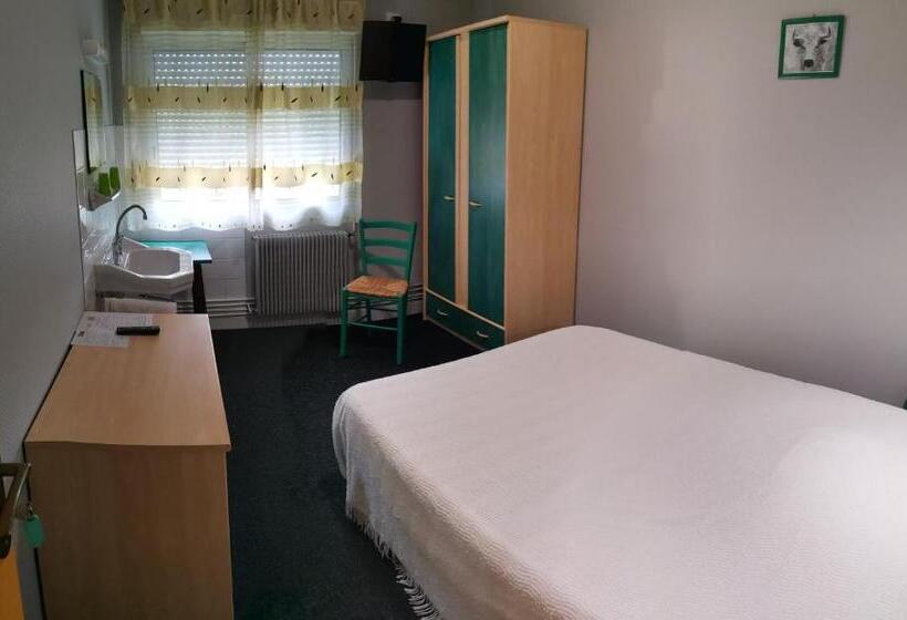 בית מלון כפרי Hôtel Bar Des Arènes