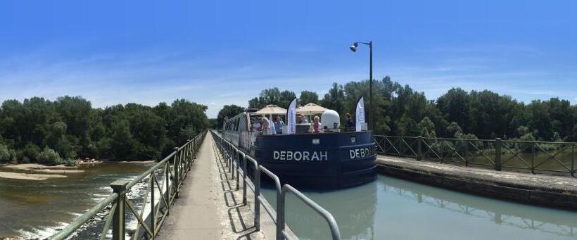 ホテル Hôtel De Clèves