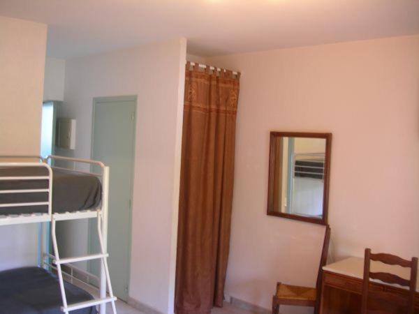 فندق Hôtel De La Madeleine à Tornac