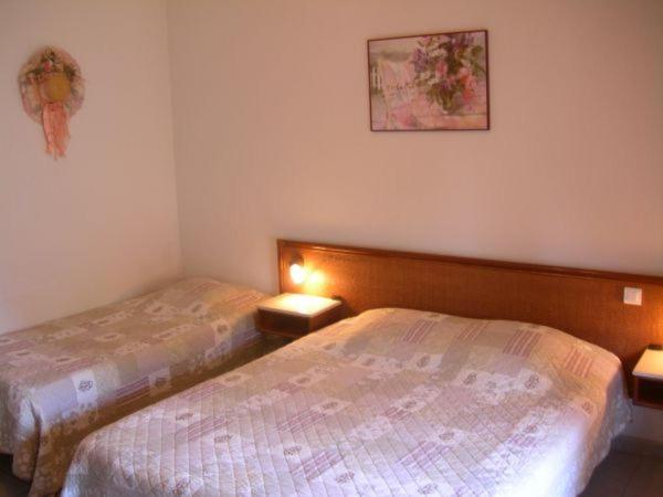 فندق Hôtel De La Madeleine à Tornac