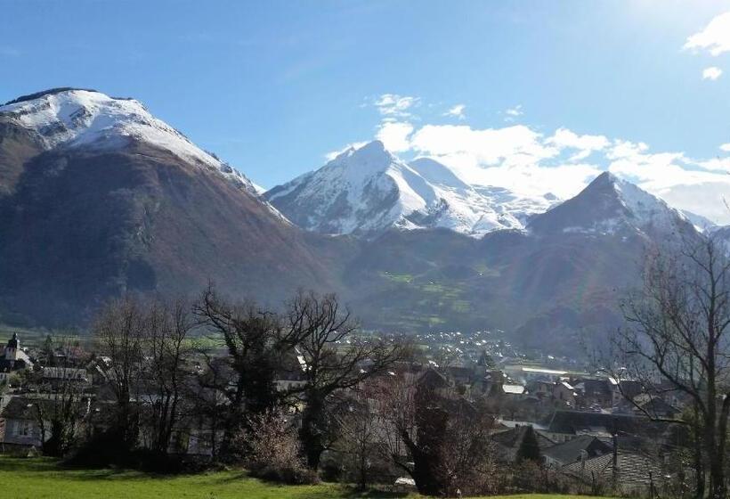 فندق Hôtel Des Touristes