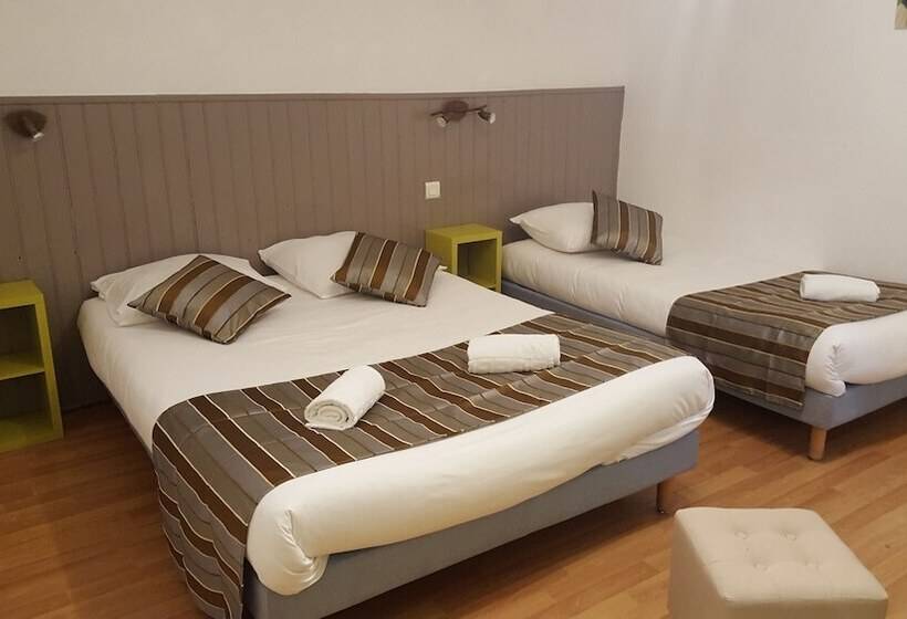 Отель Hôtel La Mirandole