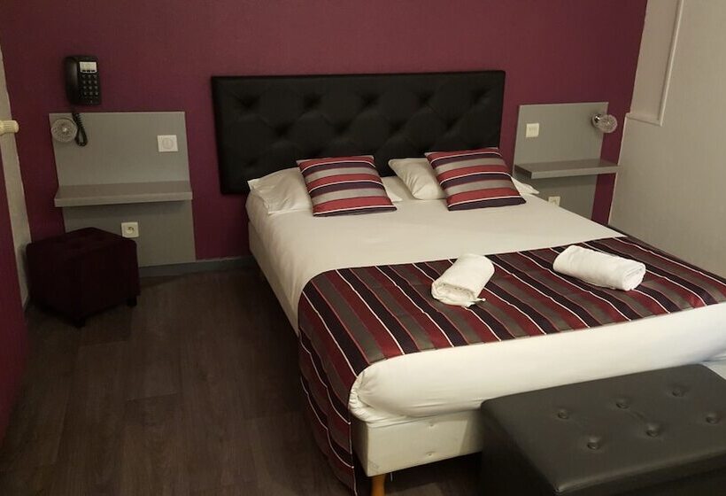 Отель Hôtel La Mirandole