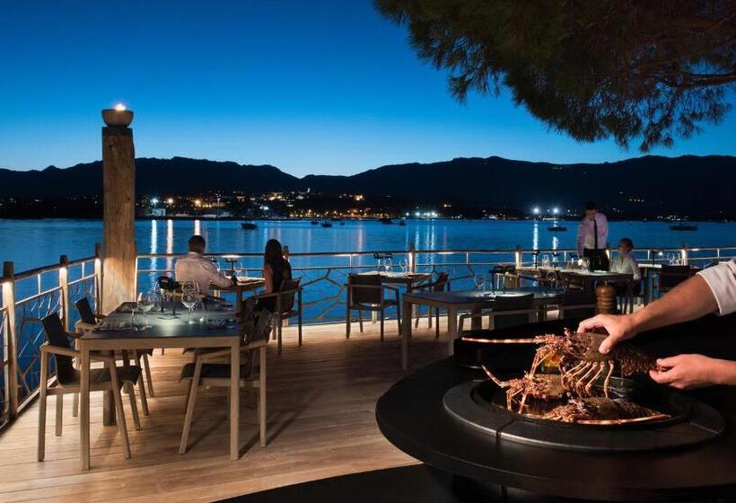 Отель Hôtel Le Belvédère