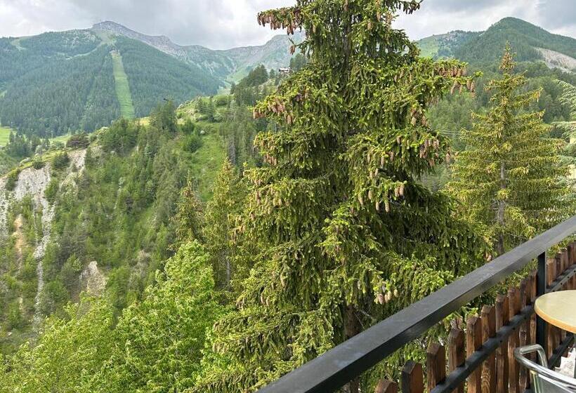 בית מלון כפרי Hôtel Le Blainon