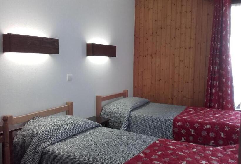 בית מלון כפרי Hôtel Le Mont Jorat