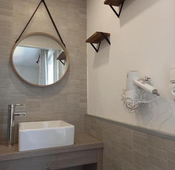 Отель Hôtel Le Picardy