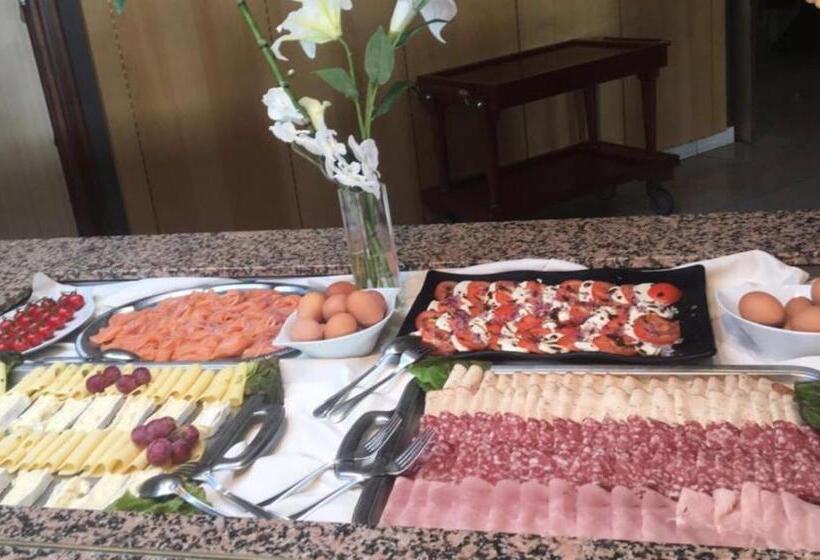 Отель Hôtel Restaurant De L Europort