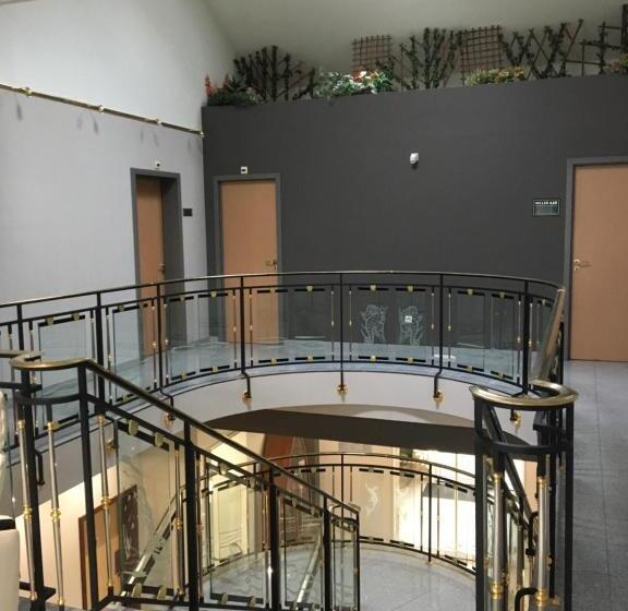 Отель Hôtel Restaurant De L Europort