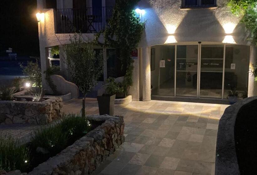 Отель Hôtel Spa L Ermitage