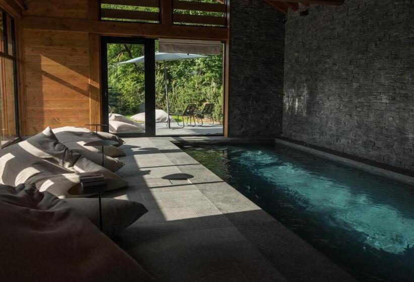 Отель Hôtel Restaurant La Ferme De Cupelin