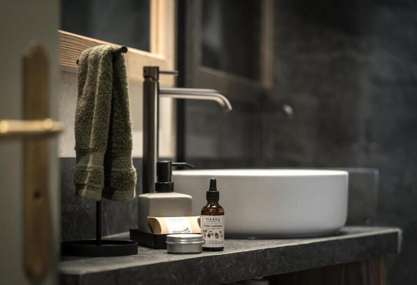 Отель Hôtel Restaurant La Ferme De Cupelin