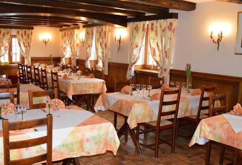 ホテル Hôtel Restaurant à La Ville De Nancy