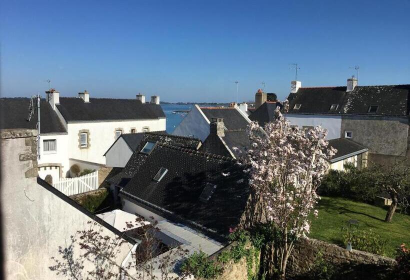 ホテル Hôtel Restaurant La Voile   Le Dock Er