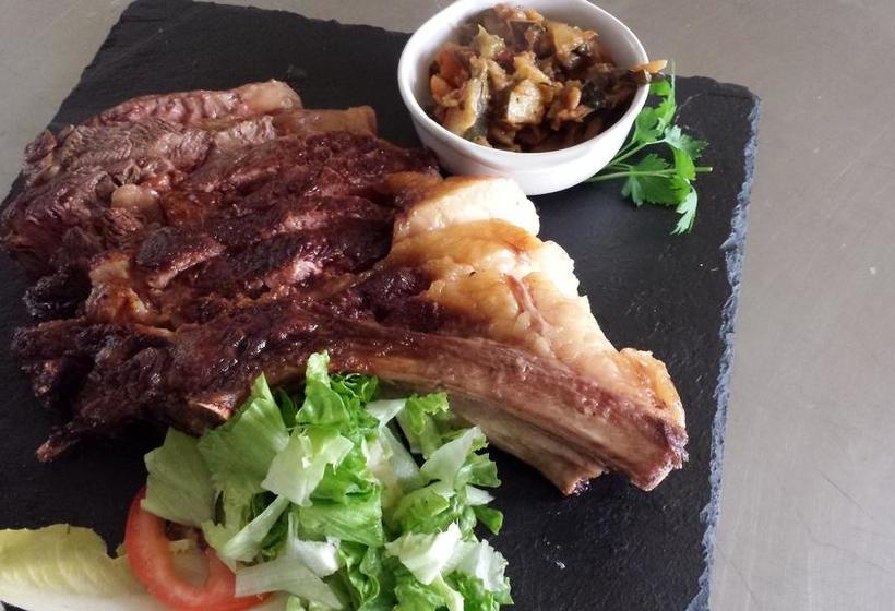 בית מלון כפרי Hôtel Restaurant Le Périgord