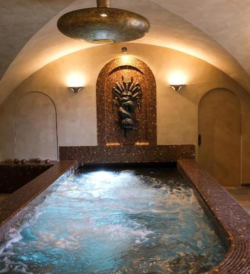 فندق Hôtel Restaurant Spa Le Sauvage