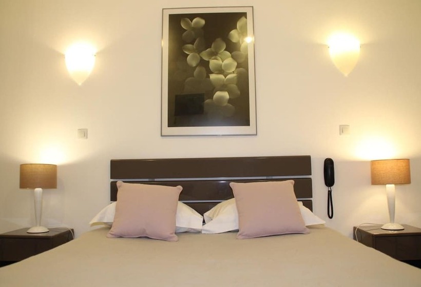 酒店 Hôtel Rivière