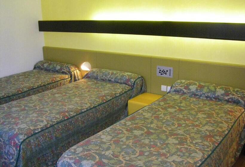 בית מלון כפרי Hôtel Urbain V