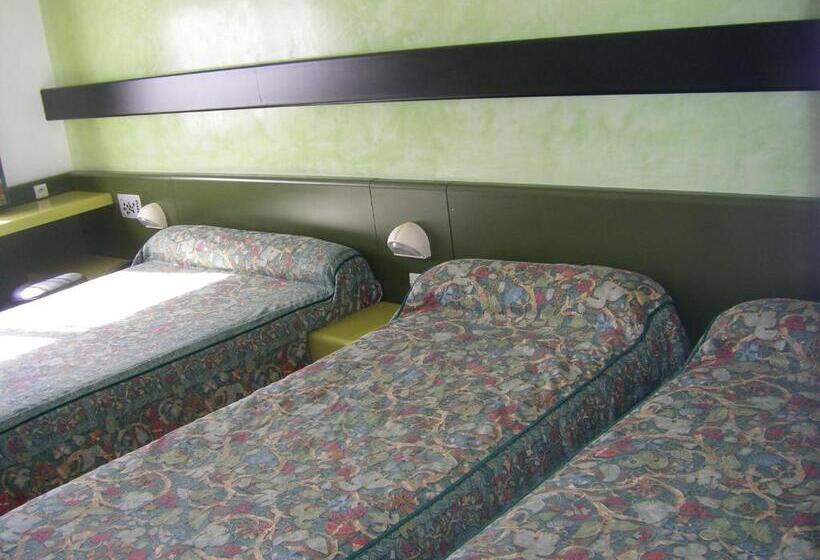 בית מלון כפרי Hôtel Urbain V