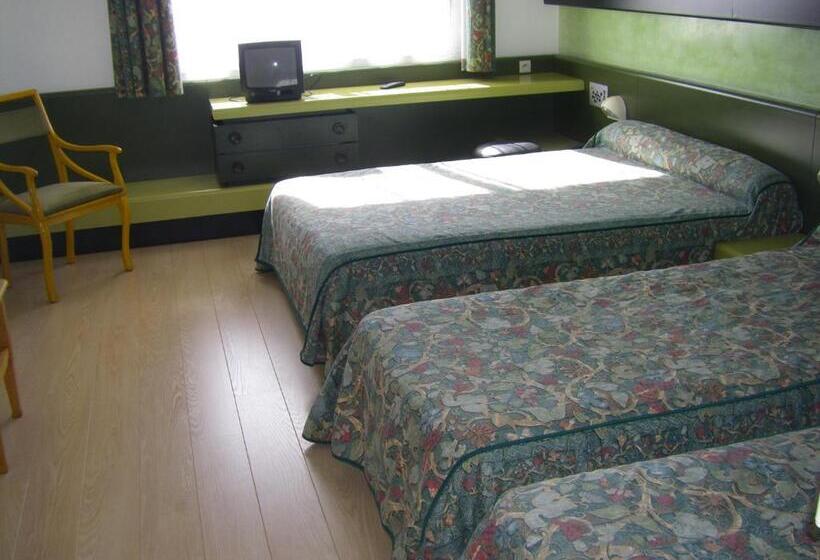 ホテル Hôtel Urbain V