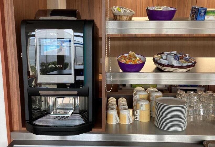 فندق Kyriad Dol De Bretagne