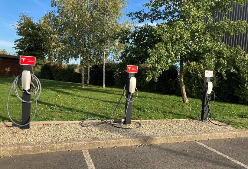 فندق Kyriad Dol De Bretagne