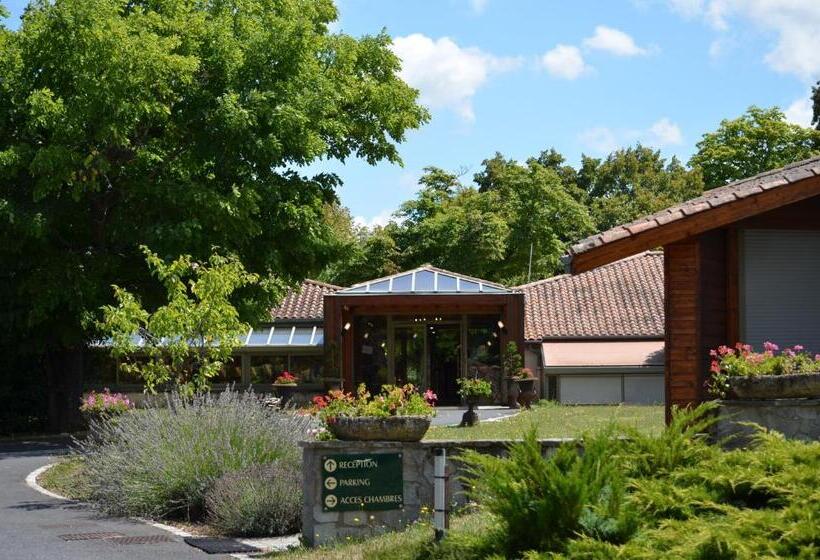 ホテル La Sapinière