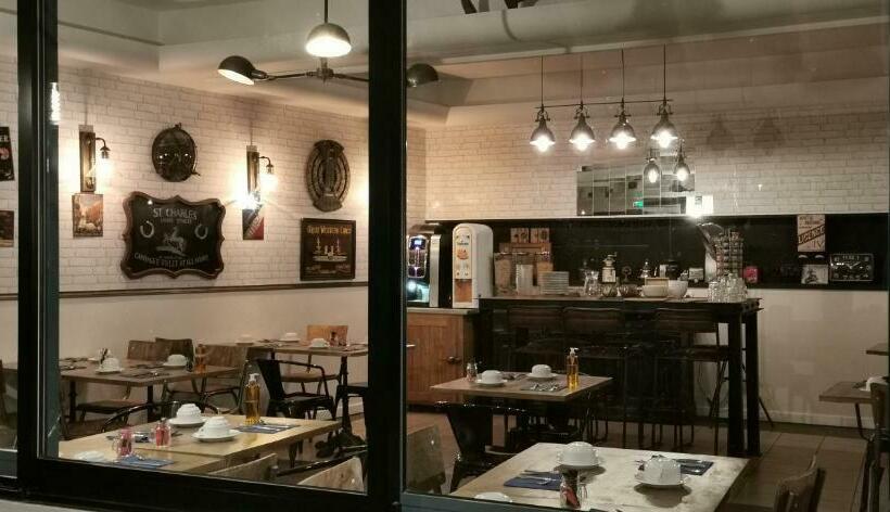 فندق Hôtel Restaurant La Voile   Le Dock Er