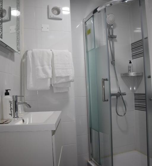 בית מלון כפרי Le Bellerive