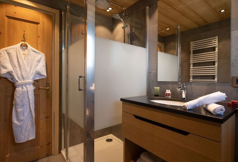 בית מלון כפרי Le Chamois D'or