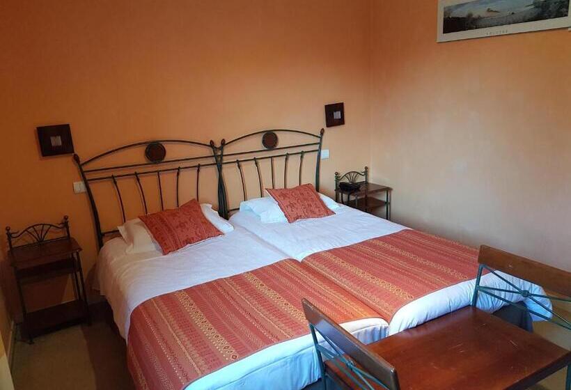 Отель Le Moulin Du Gastronome