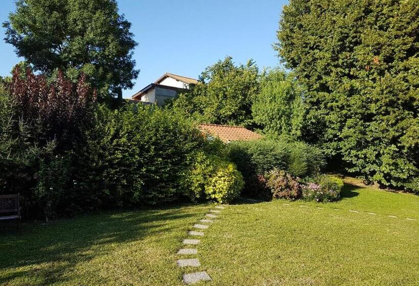 Отель Le Moulin Du Gastronome