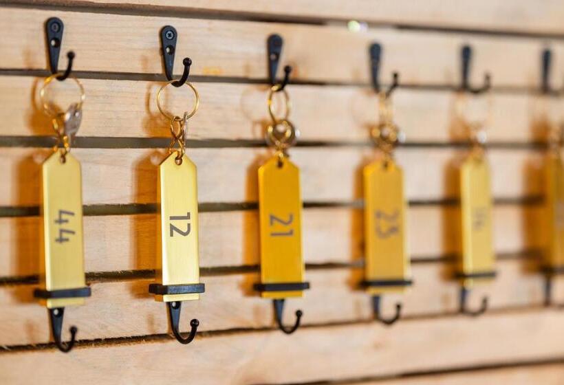 Отель Le Relais De La Calèche