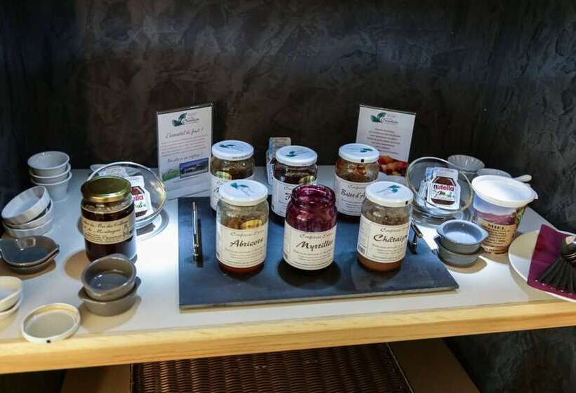 ホテル Les Olivades