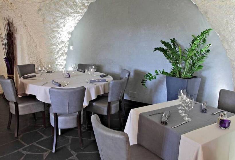 ホテル Les Olivades